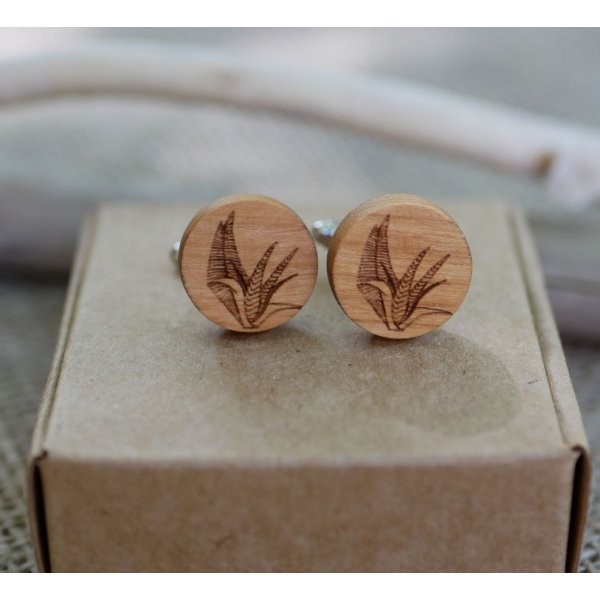 Gemelli in legno di ciliegio con incisione dei vostri disegni