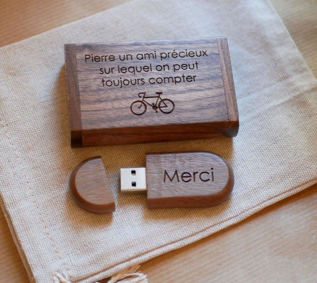 Chiavetta USB da 64 GB in legno di noce e scatola, personalizzabile