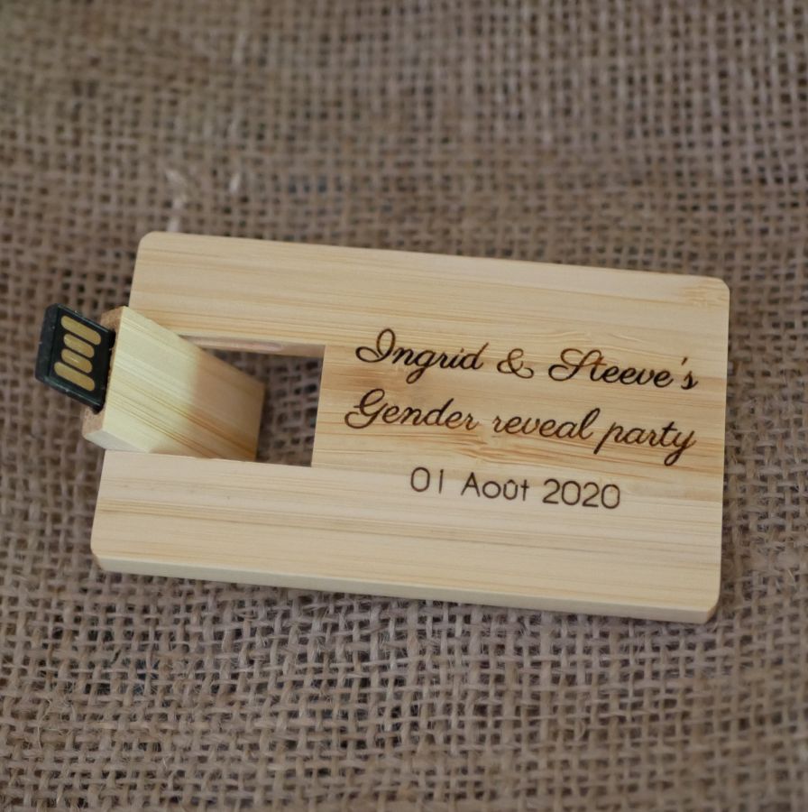 Chiave USB da 32 GB Scheda in legno di bambù da personalizzare con incisioni