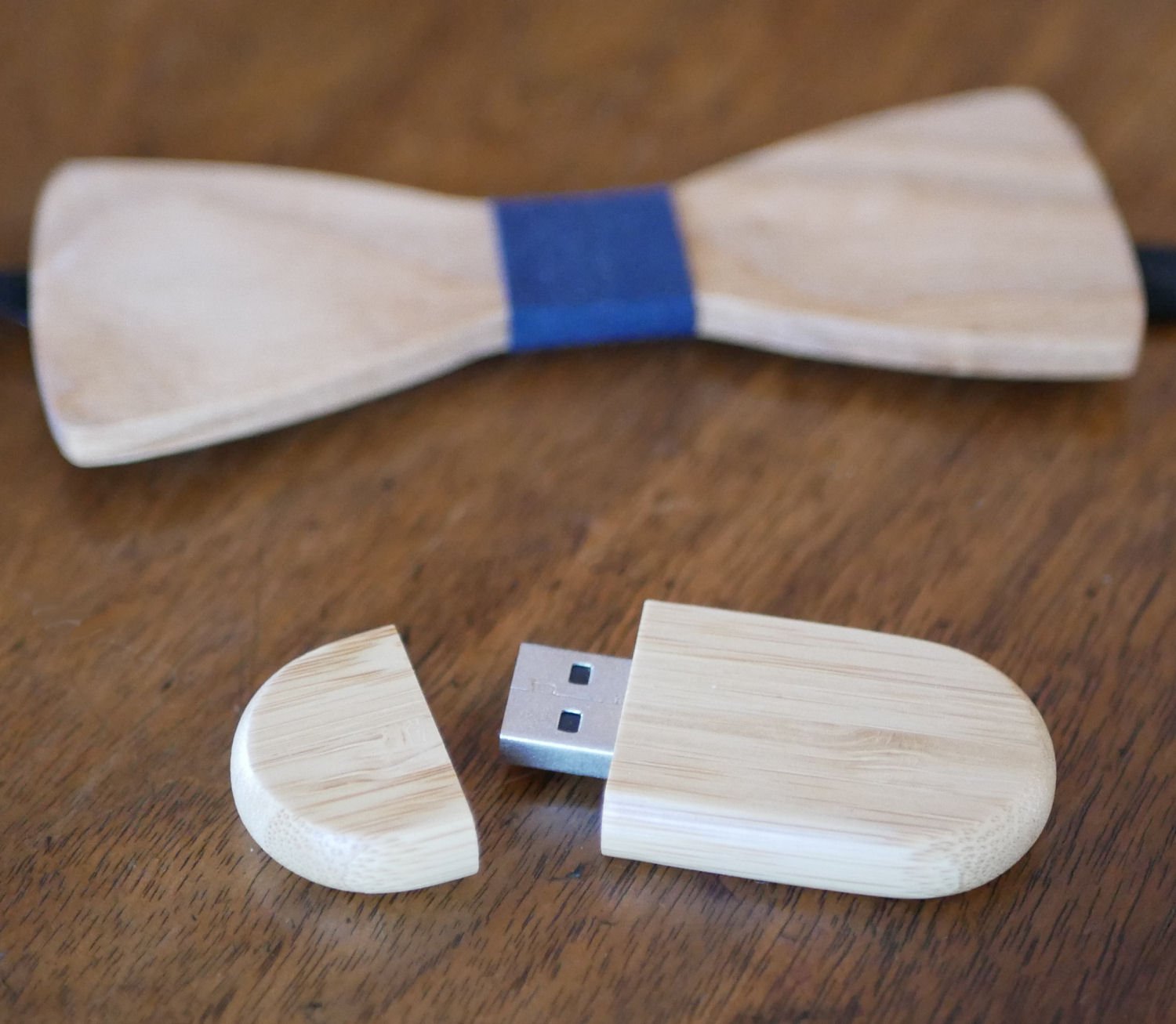Chiavetta USB 3.0 da 32 GB in legno di acero chiaro