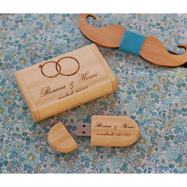 Chiavetta USB 2.0 in bamb&ugrave; da 32 GB con custodia personalizzata