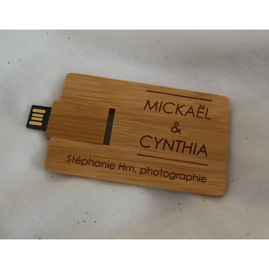 Chiave USB da 32 GB Scheda in legno di bambù carbonizzato da personalizzare con incisioni