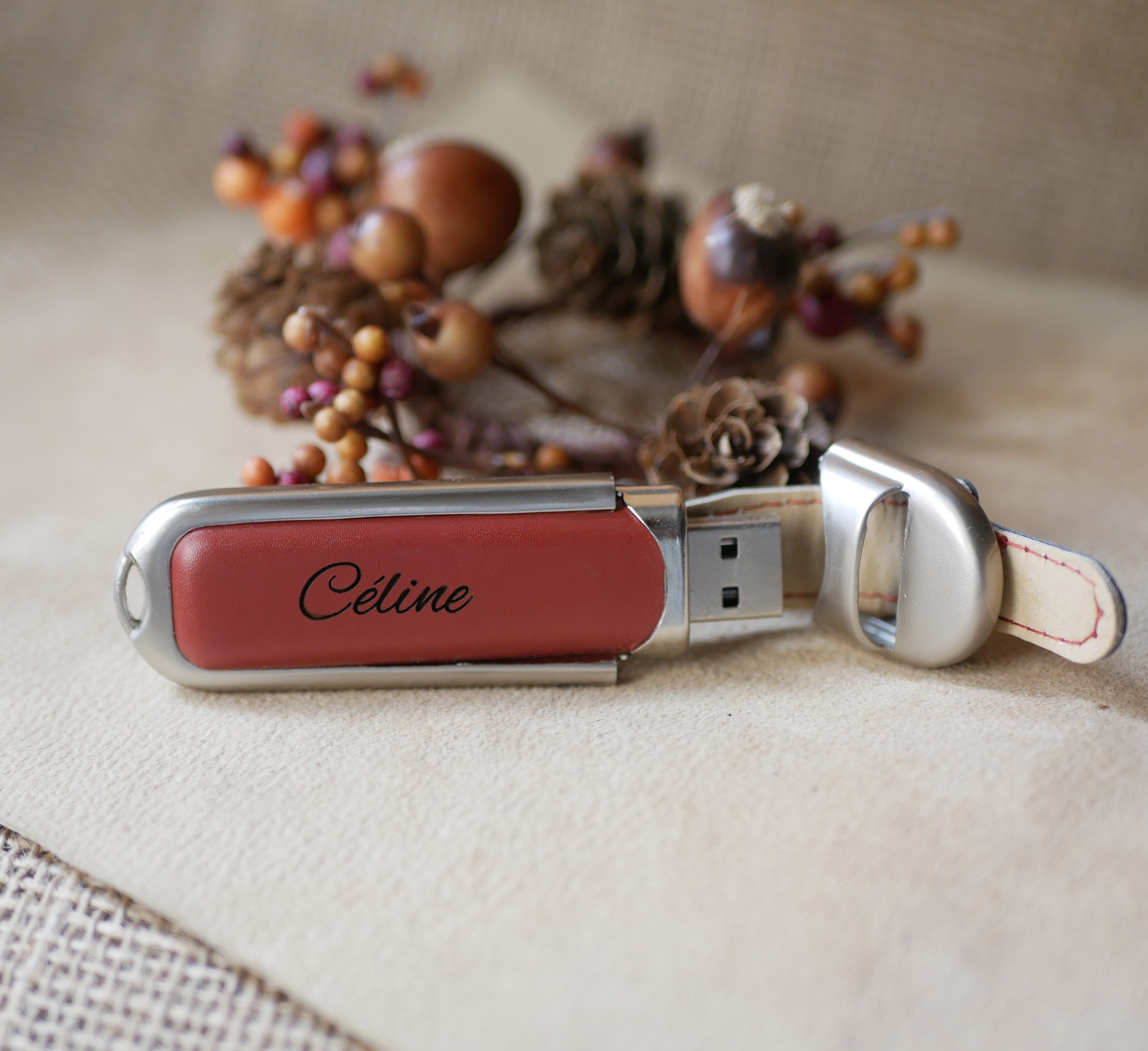 Chiave USB da 32 Gb con custodia in pelle marrone da personalizzare