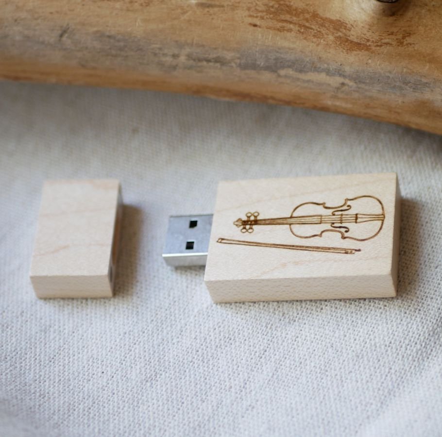 Chiave USB rettangolare in legno da 32 GB da personalizzare tramite incisione