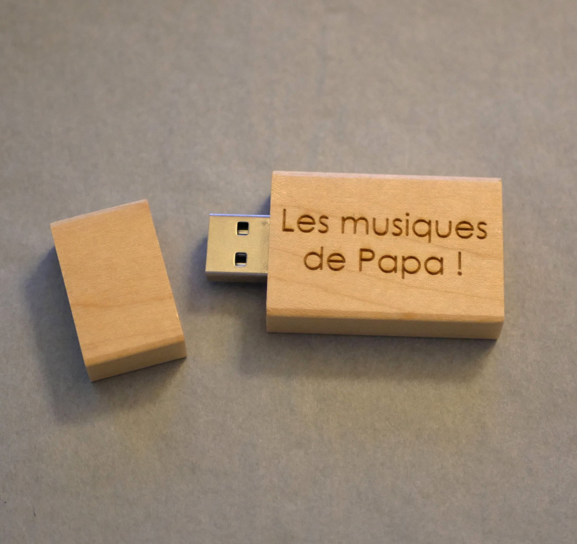 Chiave USB rettangolare in legno da 32 GB da personalizzare tramite incisione