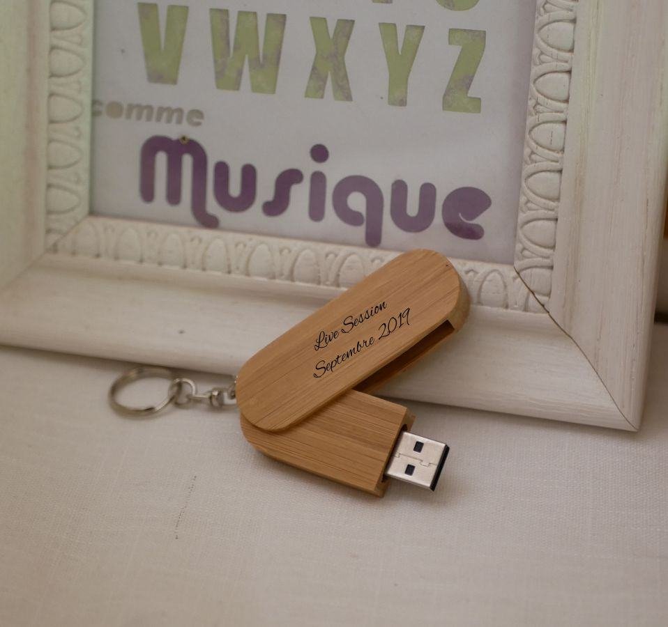 Portachiavi USB da 32 GB in bambù da incidere e personalizzare