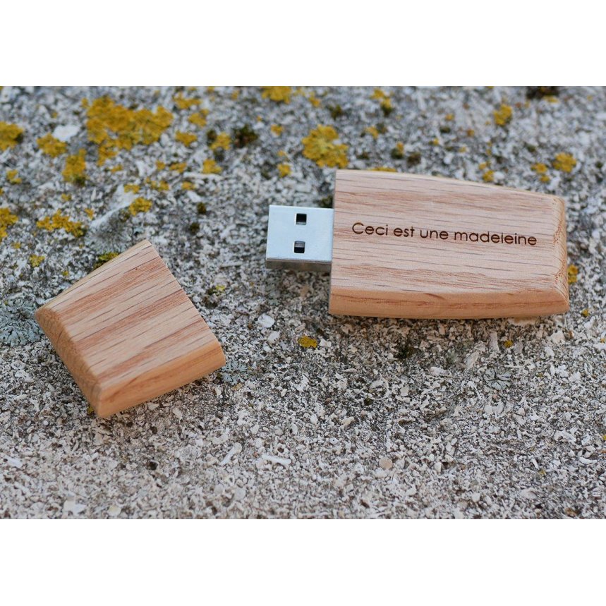 Chiave USB in legno da personalizzare con un'incisione