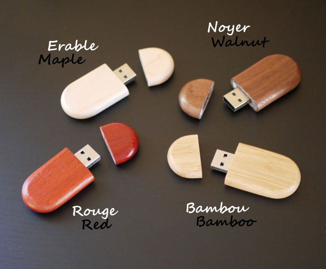 Chiave USB ovale da personalizzare con un'incisione, a scelta tra i due tipi di legno