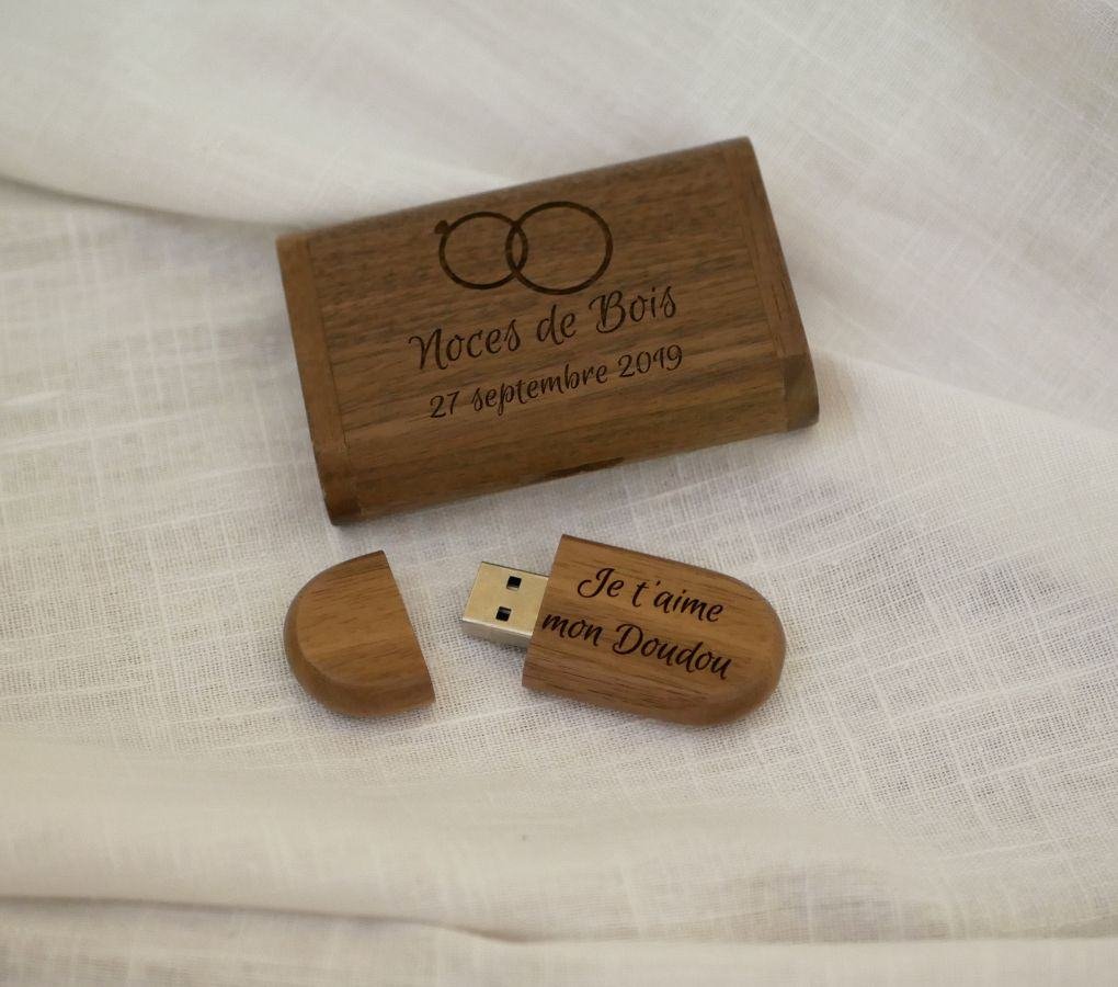 Chiavetta USB 3.0 in legno di noce e custodia, 32 GB, personalizzabile