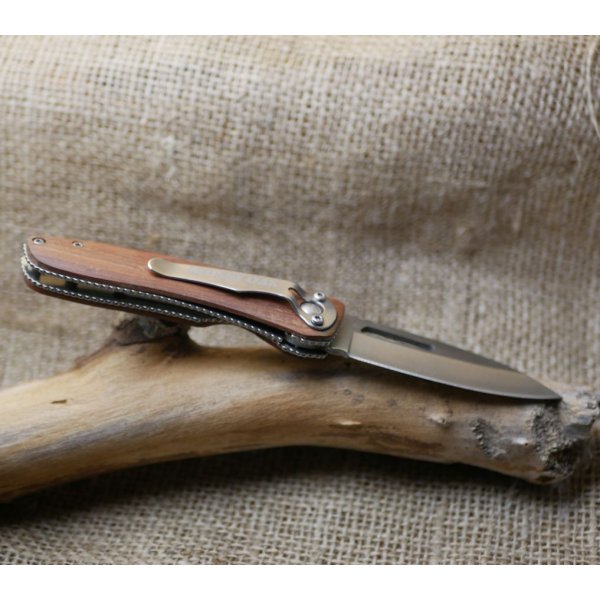 Coltello con manico in legno inciso da personalizzare