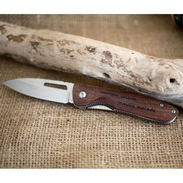 Coltello con manico in legno inciso da personalizzare