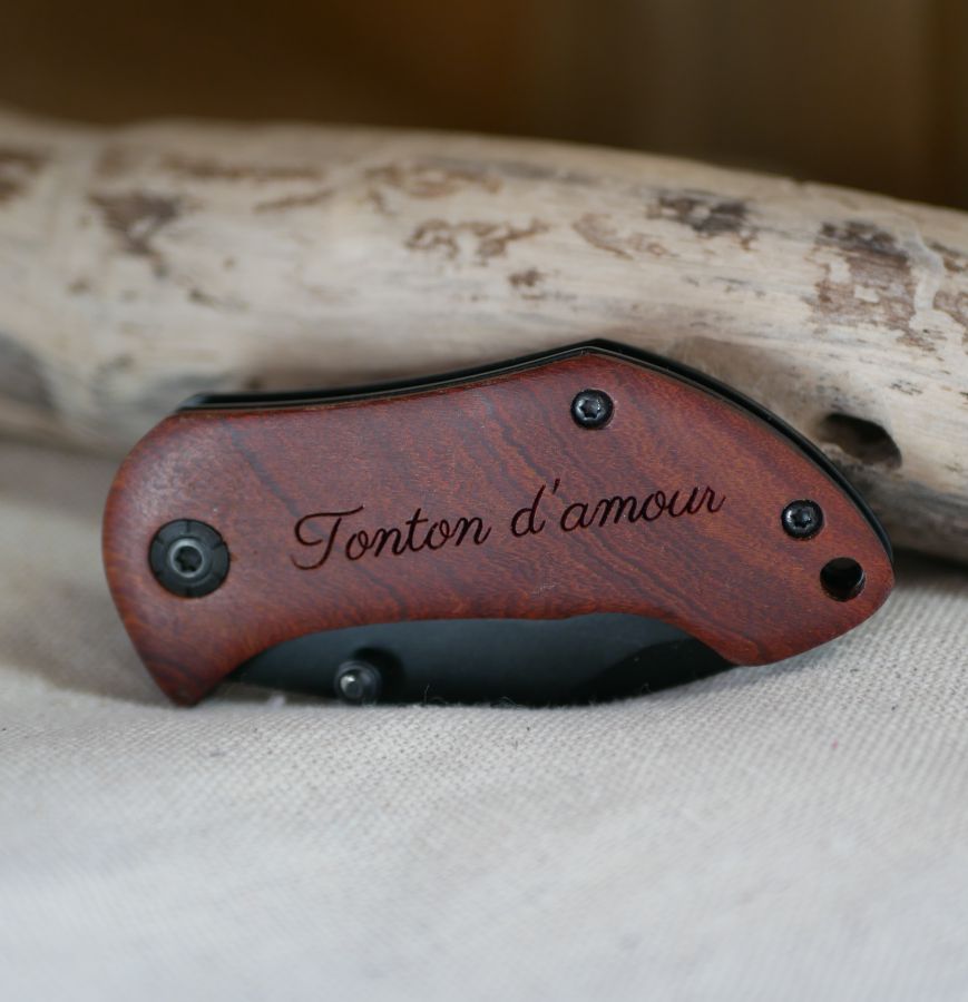 Coltello piccolo con manico in legno da incidere