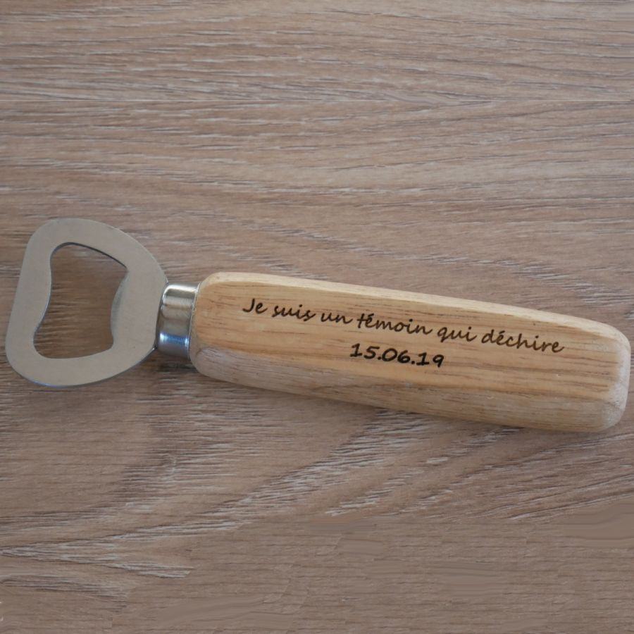 Apribottiglie in legno inciso da personalizzare, regalo di nozze 