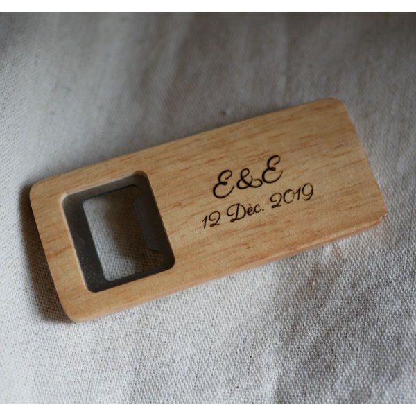 Apribottiglie in legno da personalizzare, regalo di nozze 
