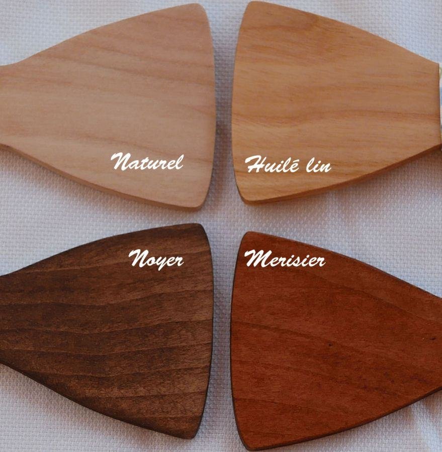 Originale papillon asimmetrico in legno di ciliegio da personalizzare