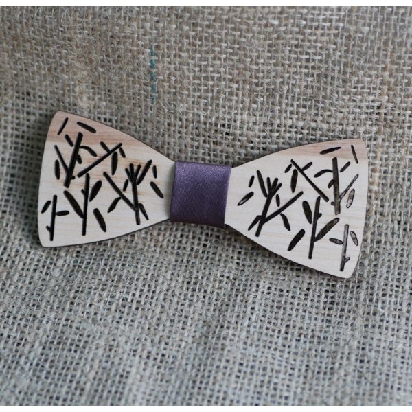 Papillon francese in legno con decorazione in bamb&ugrave; 