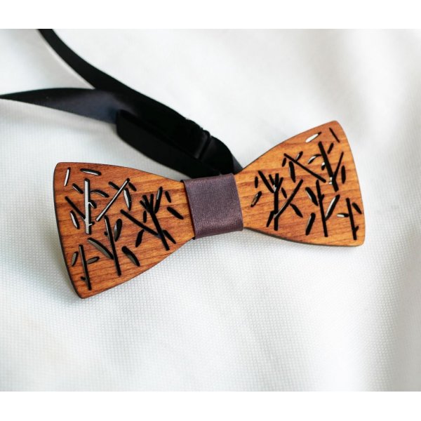 Papillon francese in legno con decorazione in bamb&ugrave; 