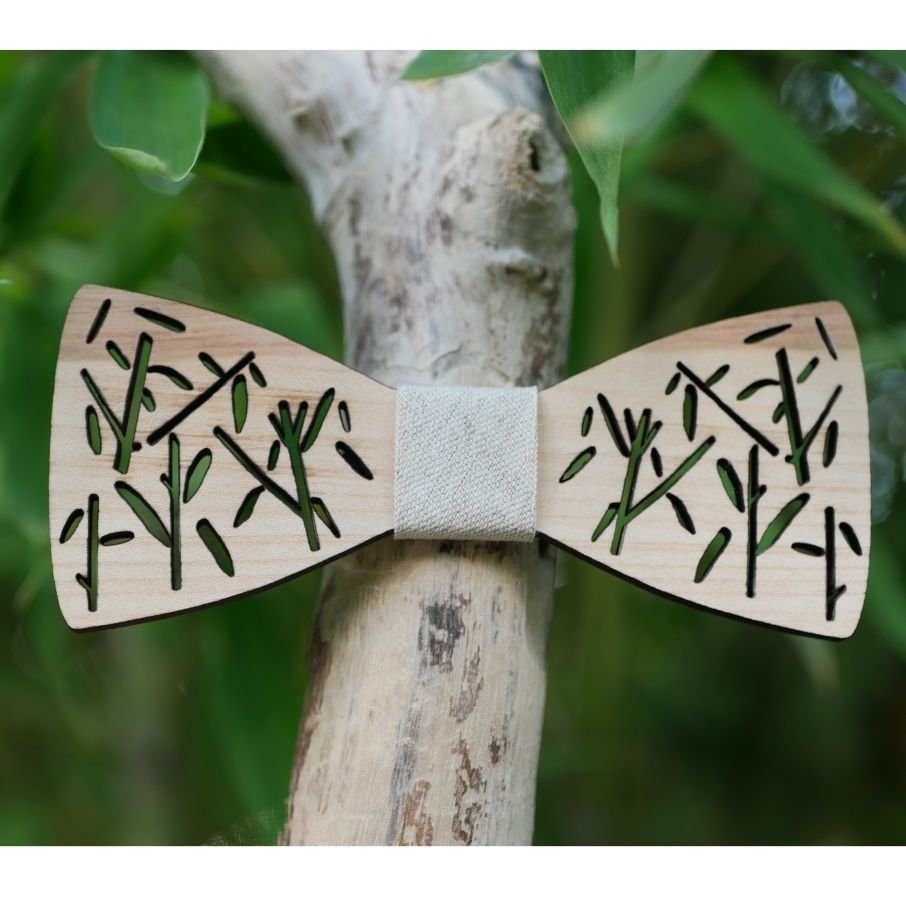 Papillon francese in legno con decorazione in bambù 