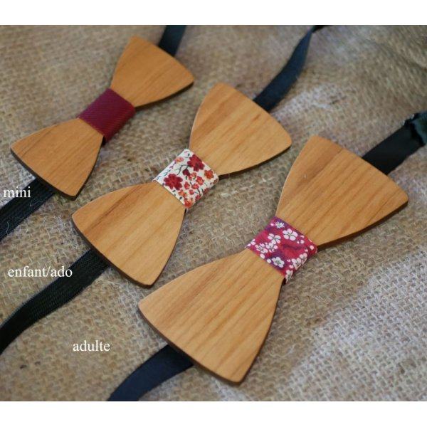 Papillon in legno di ciliegio oliato con lino da personalizzare realizzato in Francia