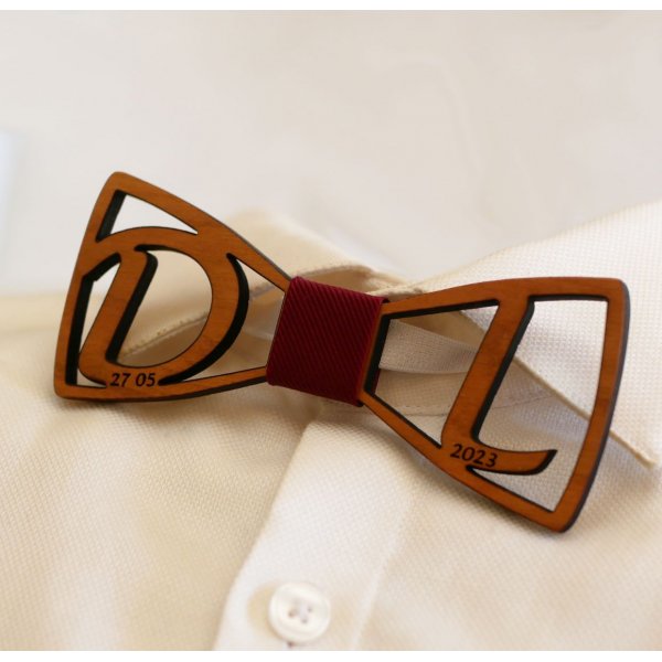 Papillon in legno personalizzato con 2 iniziali