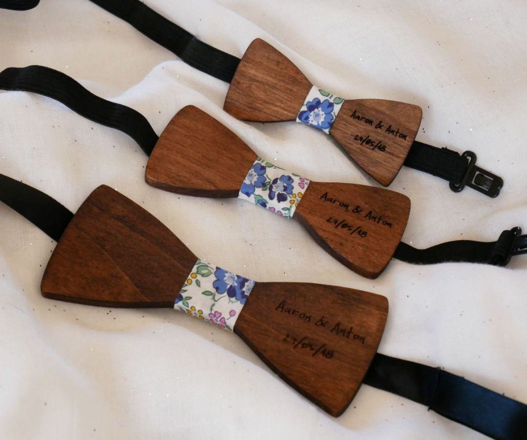 Papillon personalizzato in legno di noce per bambini