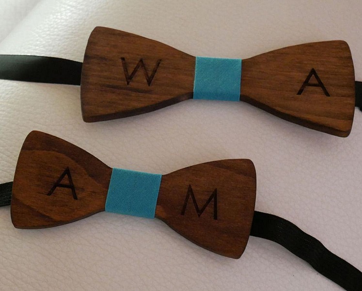 Noeuds papillon enfant personnalisés en bois de noyer.