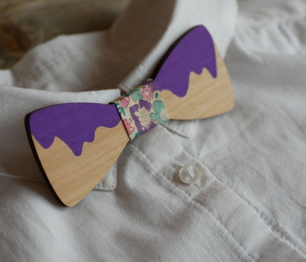 Papillon in legno bicolore da personalizzare per i bambini