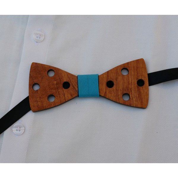 Papillon in legno tinto inciso con fori da personalizzare