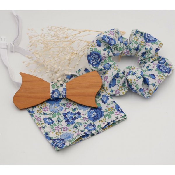 Astuccio Liberty Blue + scrunchie + papillon in legno