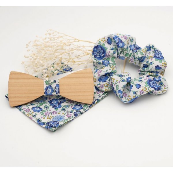 Astuccio Liberty Blue + scrunchie + papillon in legno