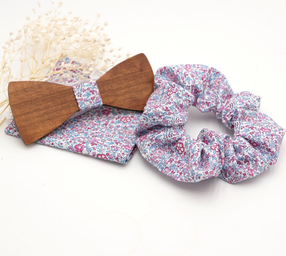 Pochette Liberty Katie + scrunchie + papillon in legno