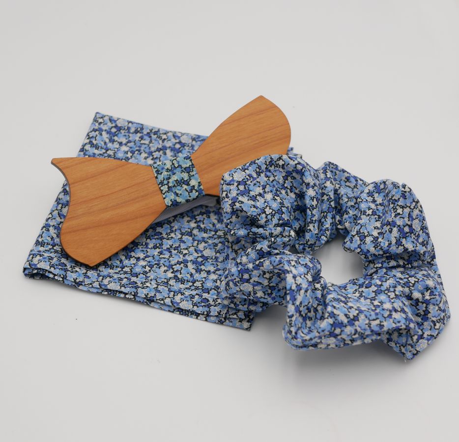 Liberty Pepper Marsupio blu + scrunchie + papillon in legno personalizzabile