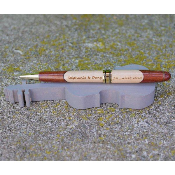 Penna in legno bicolore incisa e da personalizzare