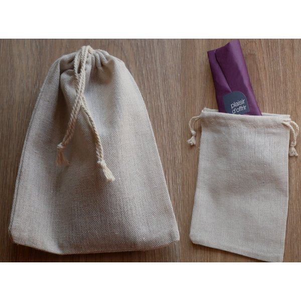 Coltello piccolo con manico in legno da incidere